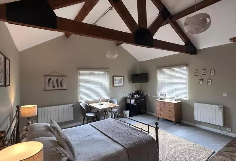 Aamiaismajoitus (B&B) White House Farm   Beautiful Self Contained Courtyard Rooms