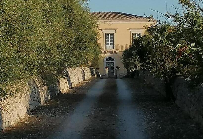 בית מלון כפרי Agriturismo Baglio Calanchi
