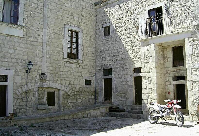 בית מלון כפרי Agriturismo Baglio Calanchi