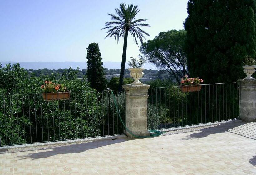 בית מלון כפרי Agriturismo Baglio Calanchi