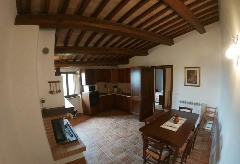 ホテル Castello Di Acera