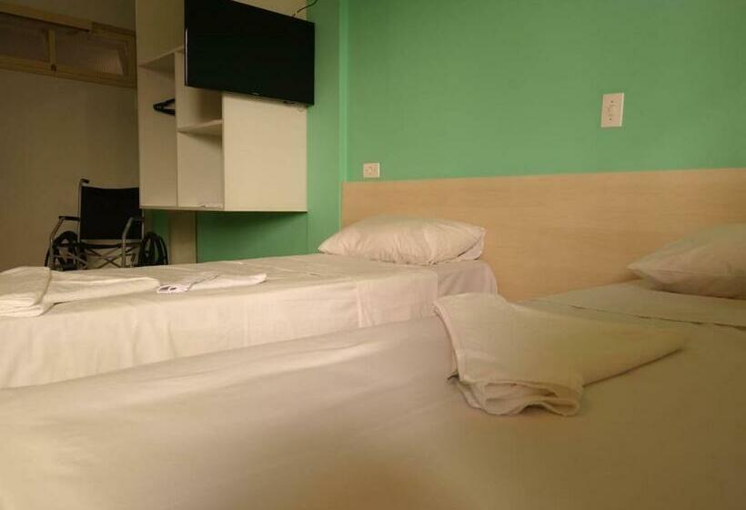 Отель Colônia De Férias De Guaratuba