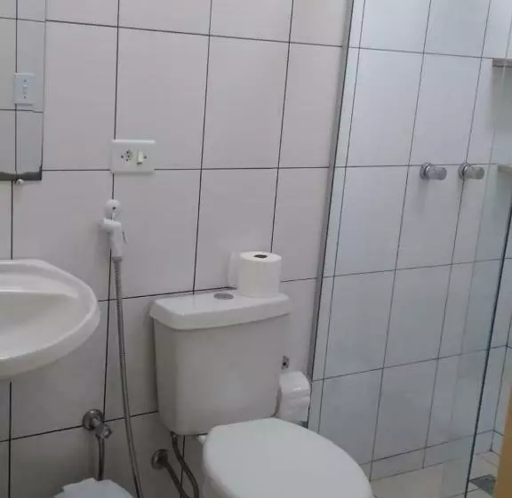 Hotelli Colônia De Férias De Guaratuba