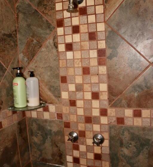 فندق Lakeview Cottages