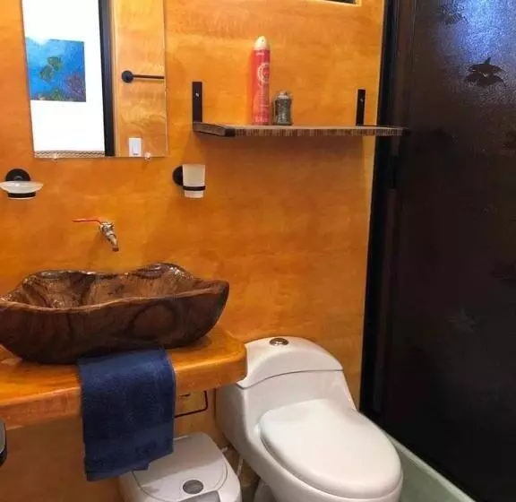 ペンション Casa Arrecife Tortuga 3, Beach Is Steps Away! Fast Internet, Private Cozy Room!