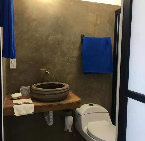 ペンション Casa Arrecife Tortuga 3, Beach Is Steps Away! Fast Internet, Private Cozy Room!