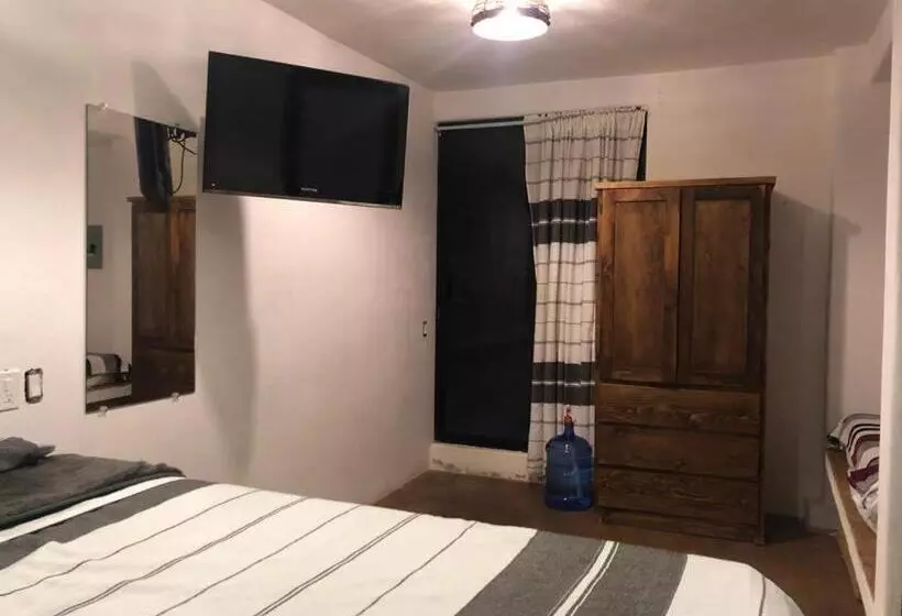 ペンション Casa Arrecife Tortuga 3, Beach Is Steps Away! Fast Internet, Private Cozy Room!