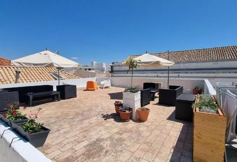 پانسیون Happen!ng