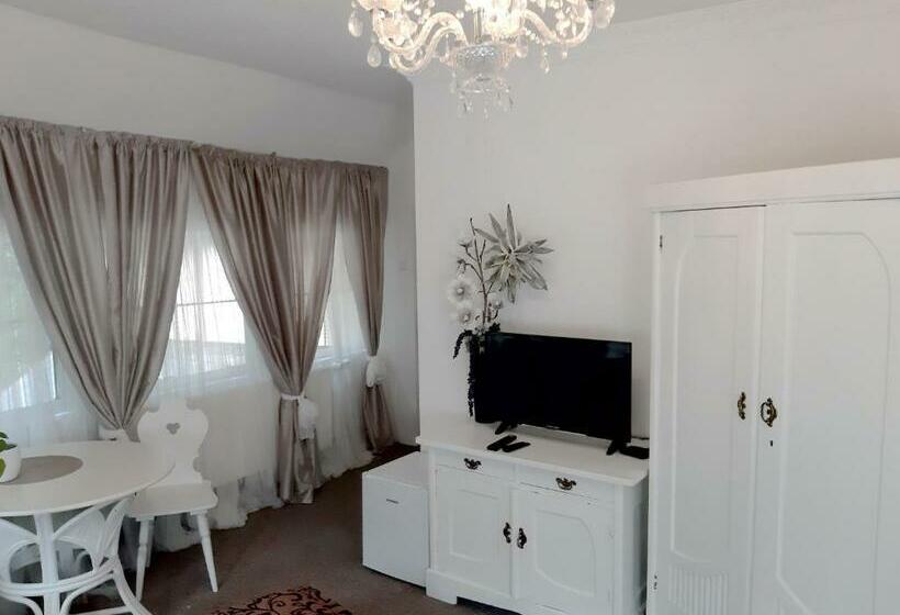 بنسيون Penzion A Restaurace Belveder