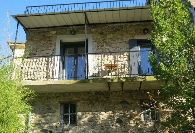 Aamiaismajoitus (B&B) Chez Cécile Et Mickaël