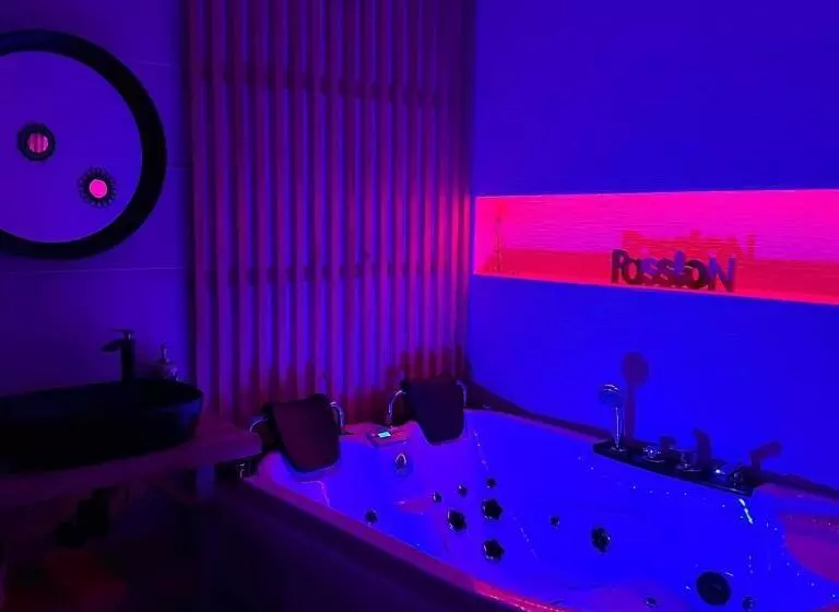 تختخواب و صبحانه La Kazanou