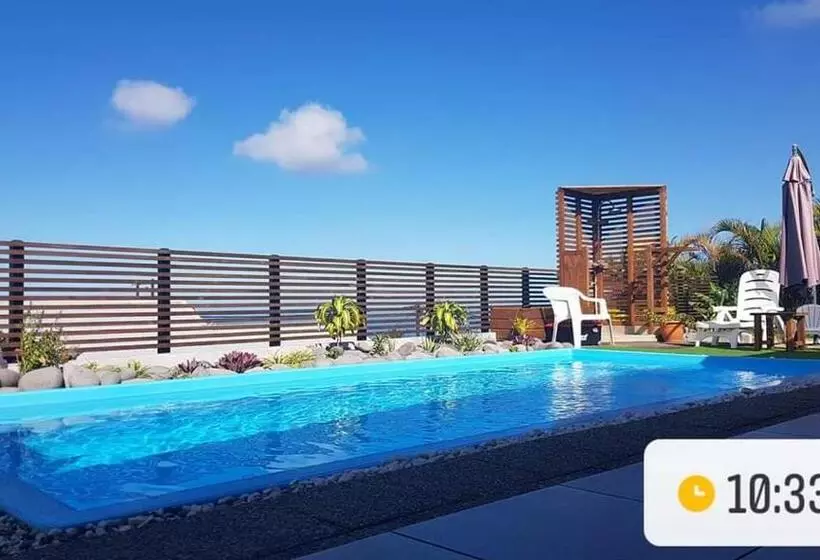 تختخواب و صبحانه La Kazanou