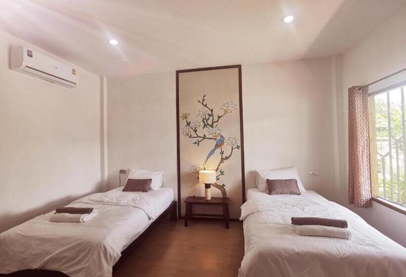 Bed and Breakfast Nararin Garden House