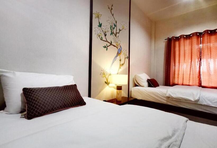 Bed and Breakfast Nararin Garden House