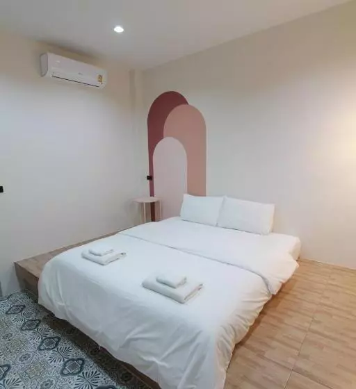 Aamiaismajoitus (B&B) Nararin Garden House