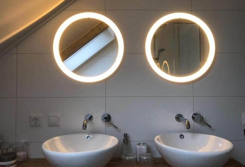 ベッドアンドブレックファースト Onder De Boom