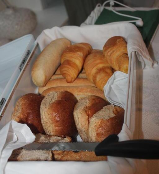 ベッドアンドブレックファースト Onder De Boom