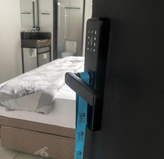 Esquina 8 Suítes Confort & Hostel