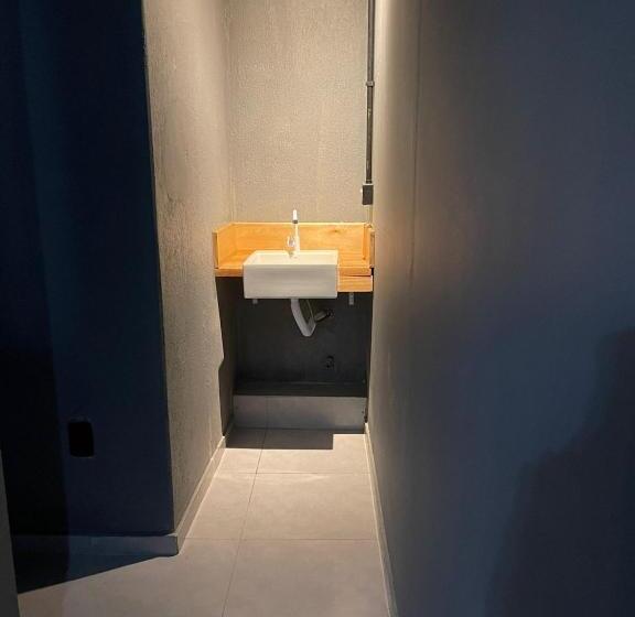 Esquina 8 Suítes Confort & Hostel