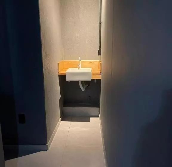 Esquina 8 Suítes Confort & Hostel