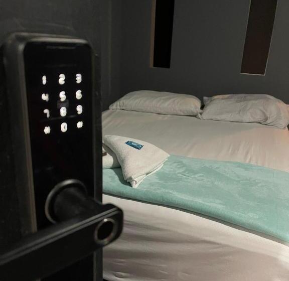 Esquina 8 Suítes Confort & Hostel