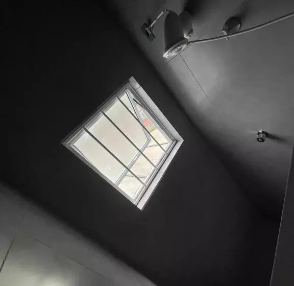 Esquina 8 Suítes Confort & Hostel