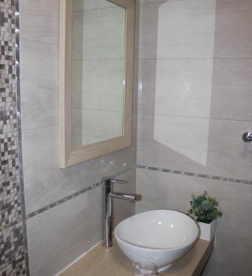 膳宿费 Hwh Guesthouse Middelburg