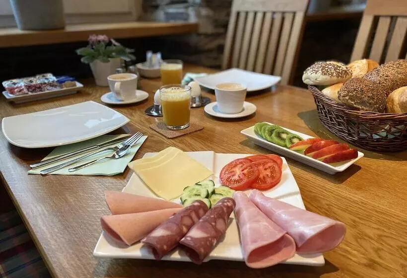 ペンション Moseltel Ernst/cochem