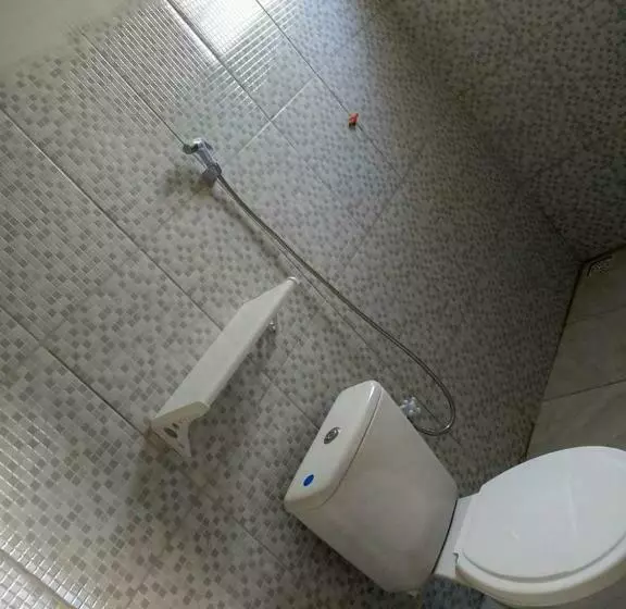 ペンション Suítes Dora Tenor