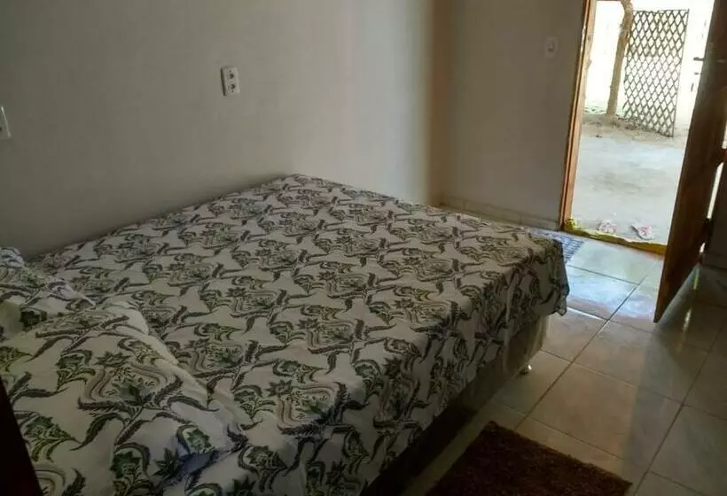 ペンション Suítes Dora Tenor