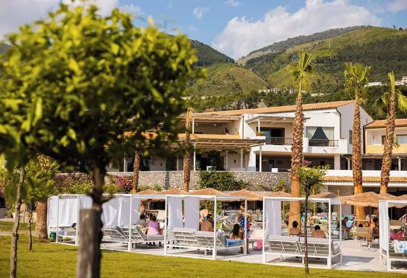 בית מלון כפרי Borgo Di Fiuzzi Resort & Spa