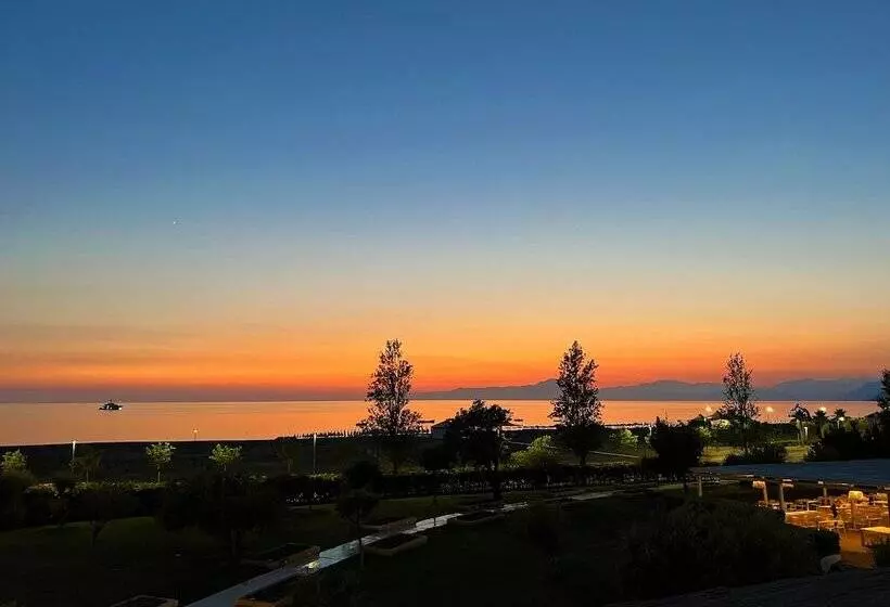 בית מלון כפרי Borgo Di Fiuzzi Resort & Spa