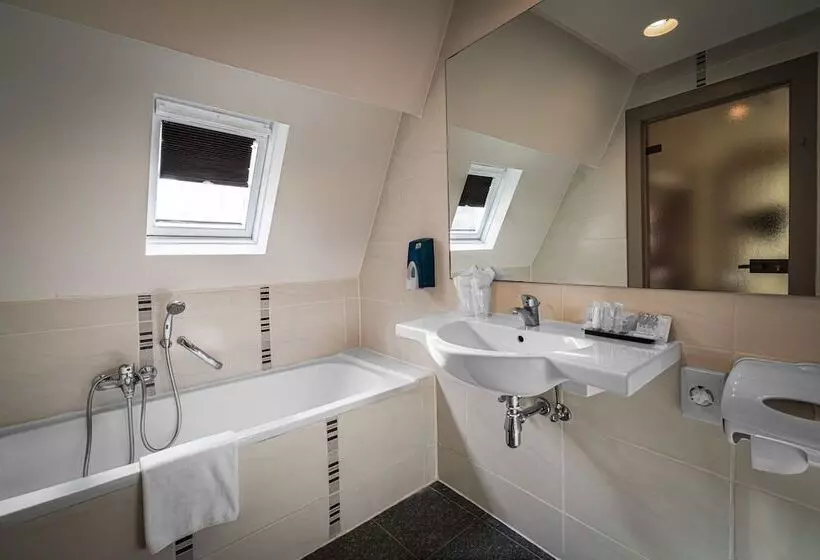 Отель Bourgoensch Hof