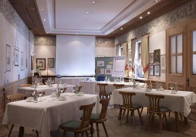 Brauereigasthof Hotel Aying