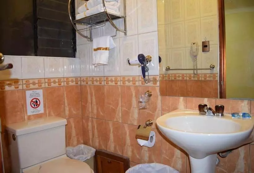 בית מלון כפרי Cusco Golden Peru Inn