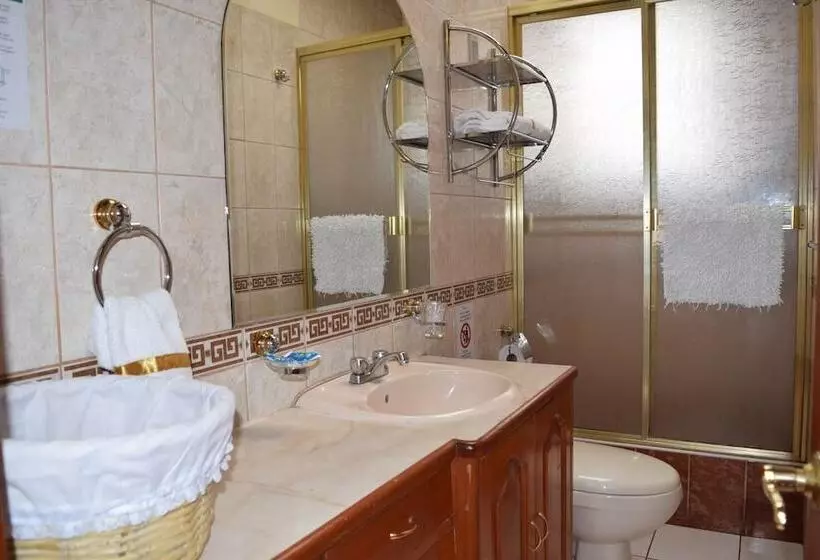 בית מלון כפרי Cusco Golden Peru Inn