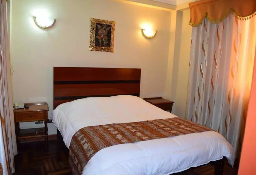 בית מלון כפרי Cusco Golden Peru Inn