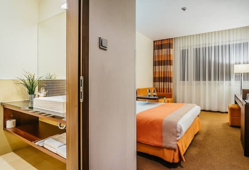 酒店 Desilva Warszawa Piaseczno