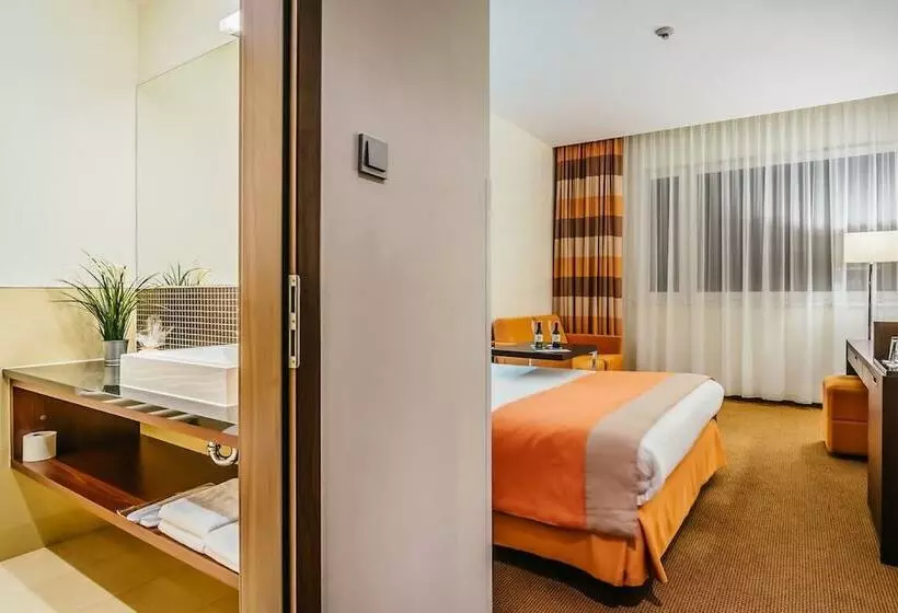 בית מלון כפרי Desilva Warszawa Piaseczno