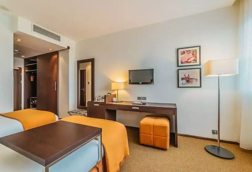 בית מלון כפרי Desilva Warszawa Piaseczno