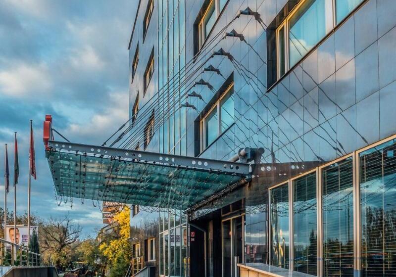 酒店 Desilva Warszawa Piaseczno