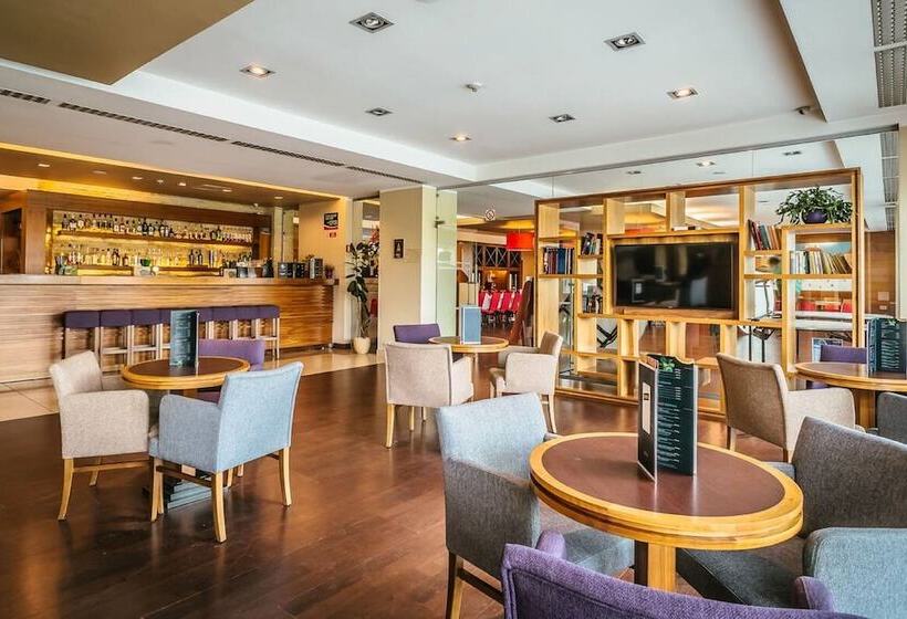 酒店 Desilva Warszawa Piaseczno