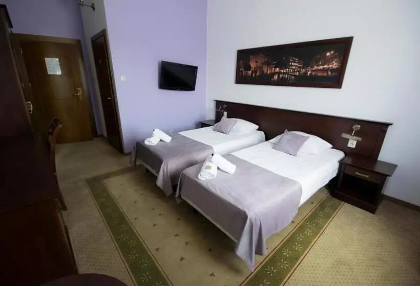 Hotell Dworek Magnat