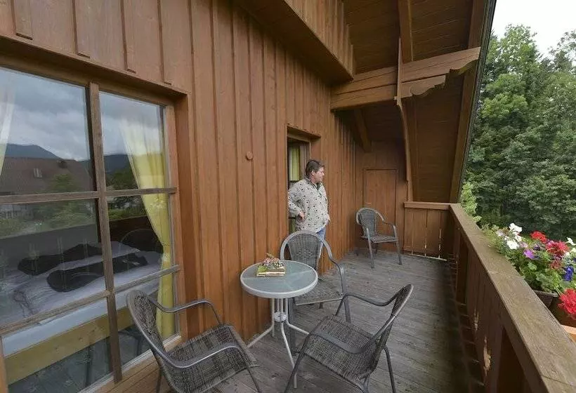 ホテル Gutshof Wolfgangsee Resort & Event