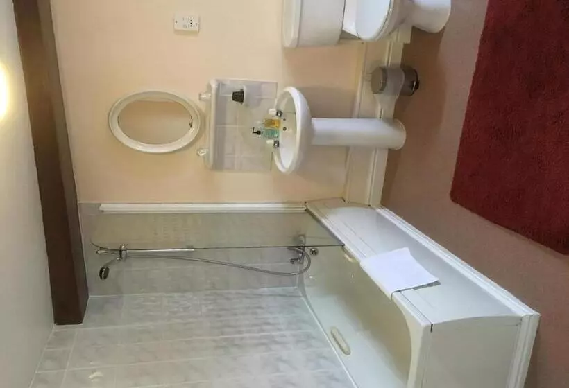 Отель Malt House