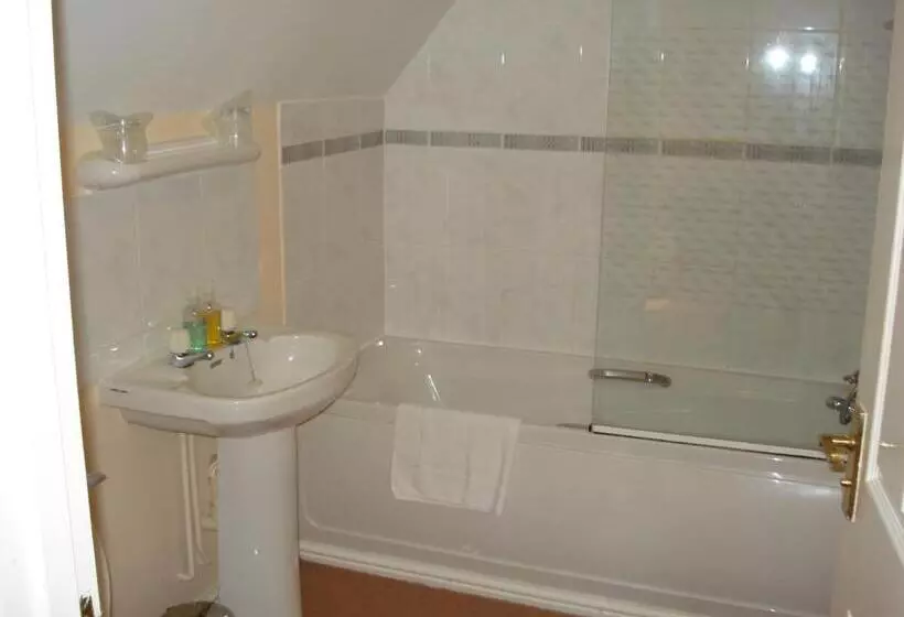 Отель Malt House