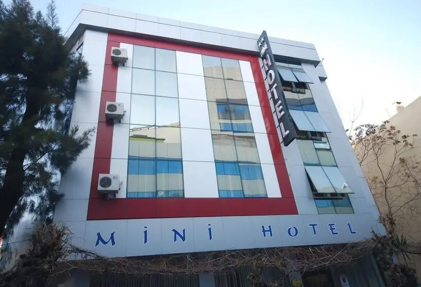 Hotel Mini
