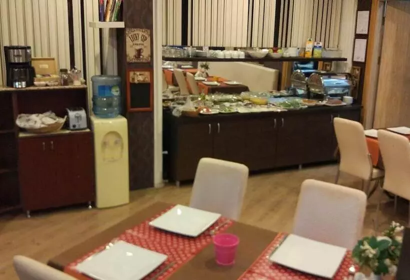 Hotel Mini