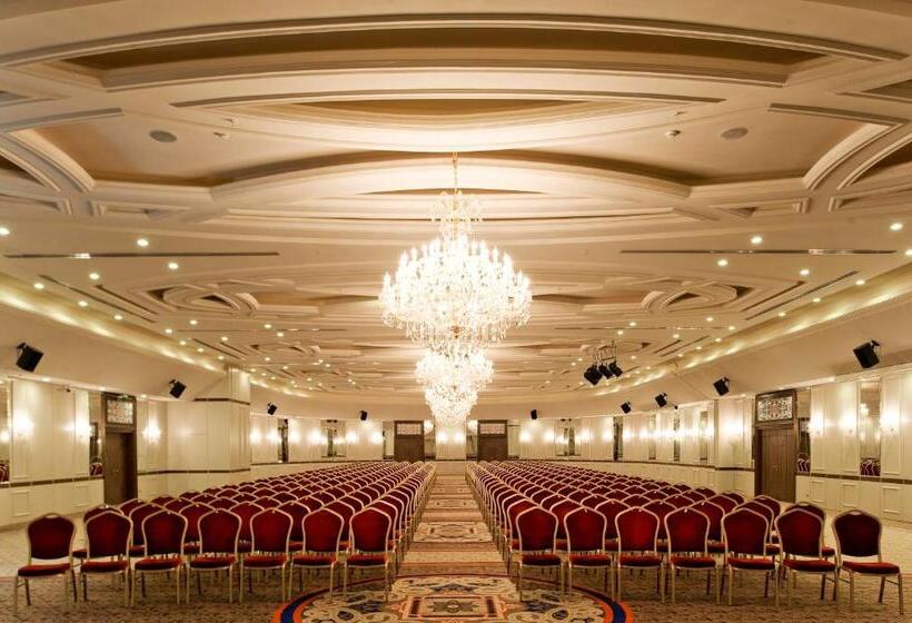 فندق Ng Sapanca Wellness & Convention