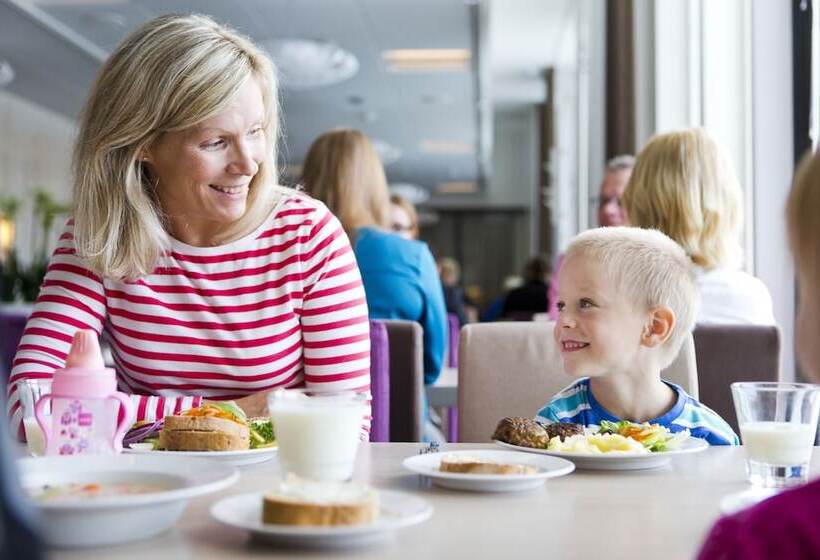 בית מלון כפרי Norlandia Tampere